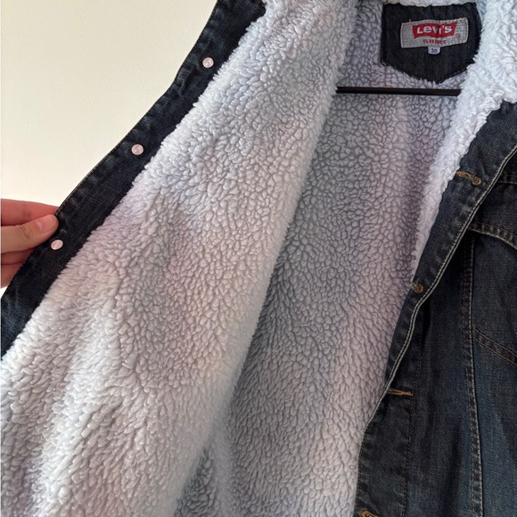 Vintage Levi's Denim Sherpa Jacket - Picture 4 of 6
